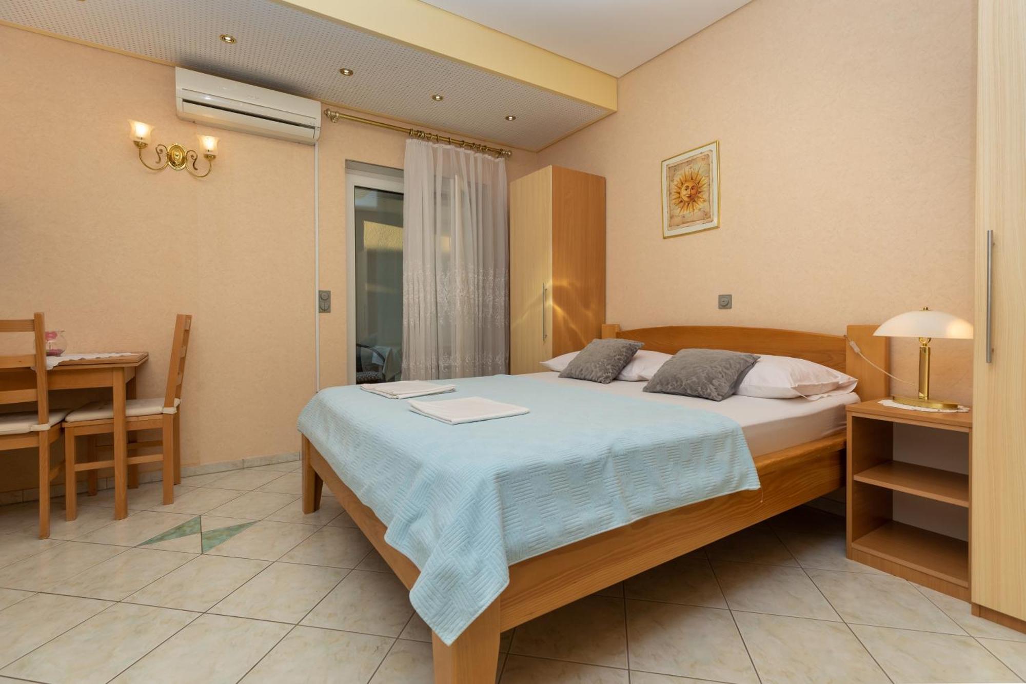 Apartments By The Sea Duce, Omis - 5973 ภายนอก รูปภาพ