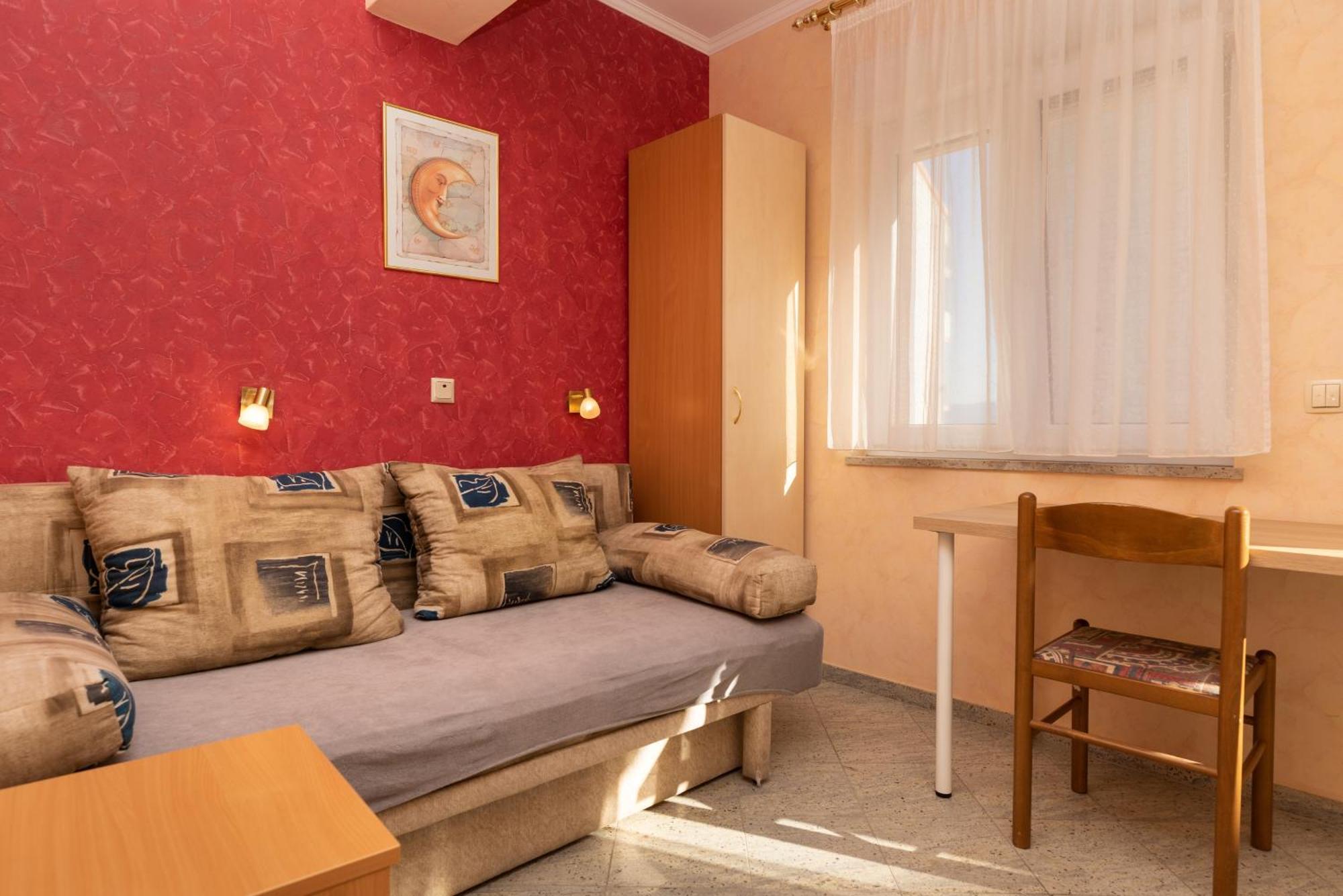 Apartments By The Sea Duce, Omis - 5973 ภายนอก รูปภาพ