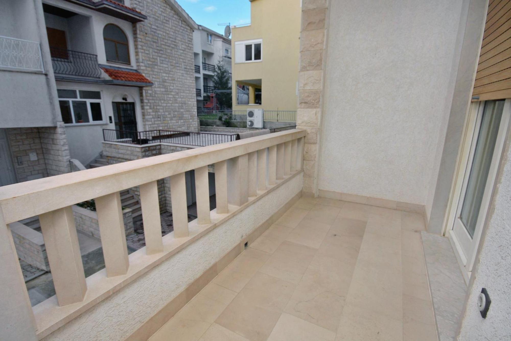 Apartments By The Sea Duce, Omis - 5973 ภายนอก รูปภาพ