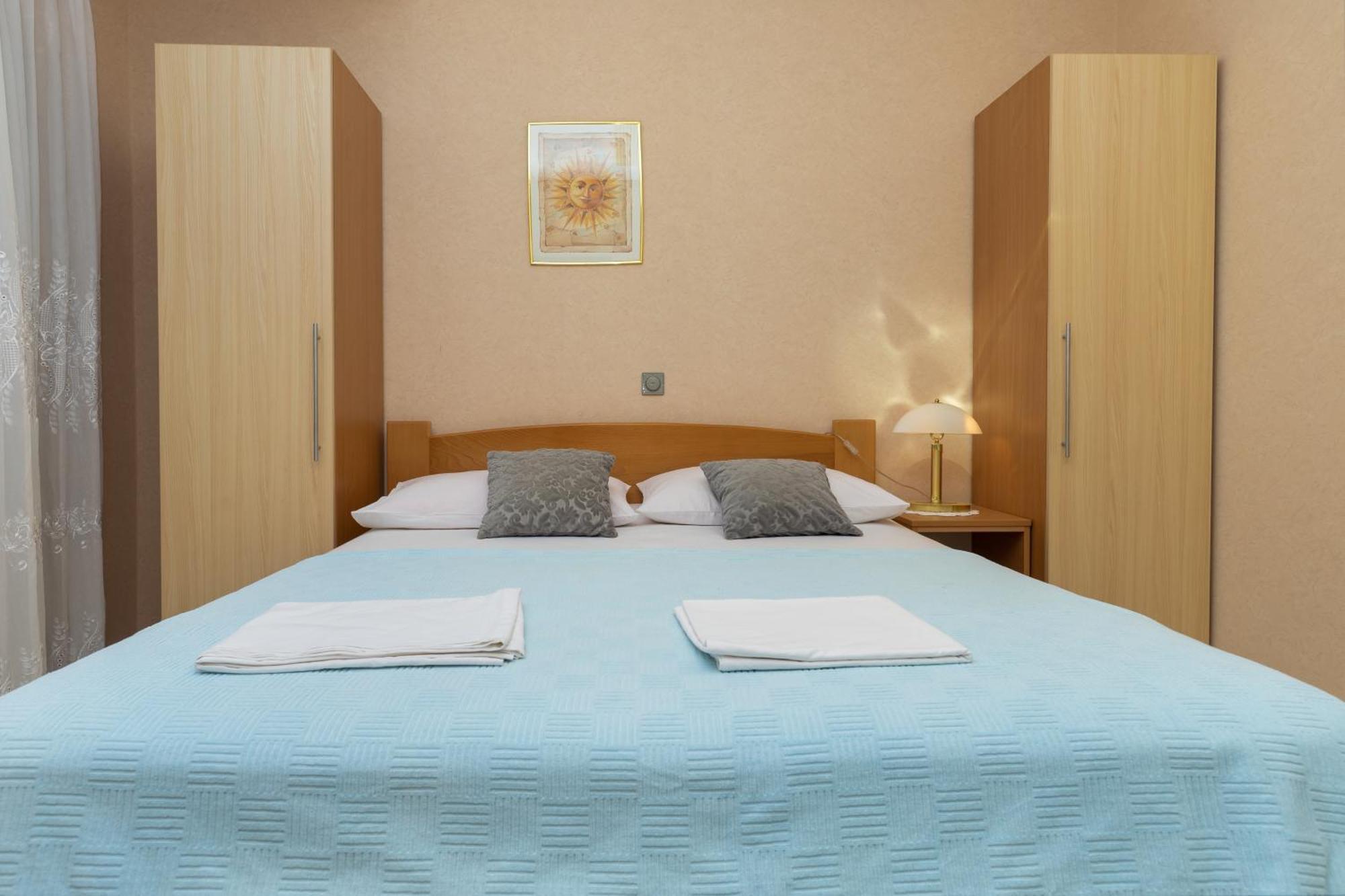 Apartments By The Sea Duce, Omis - 5973 ห้อง รูปภาพ