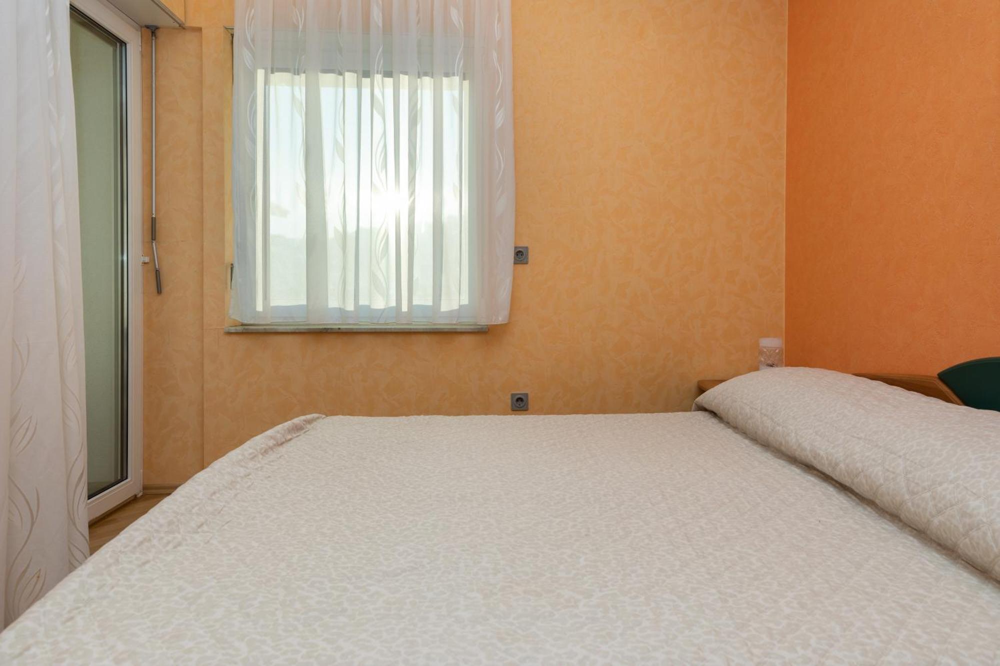 Apartments By The Sea Duce, Omis - 5973 ห้อง รูปภาพ